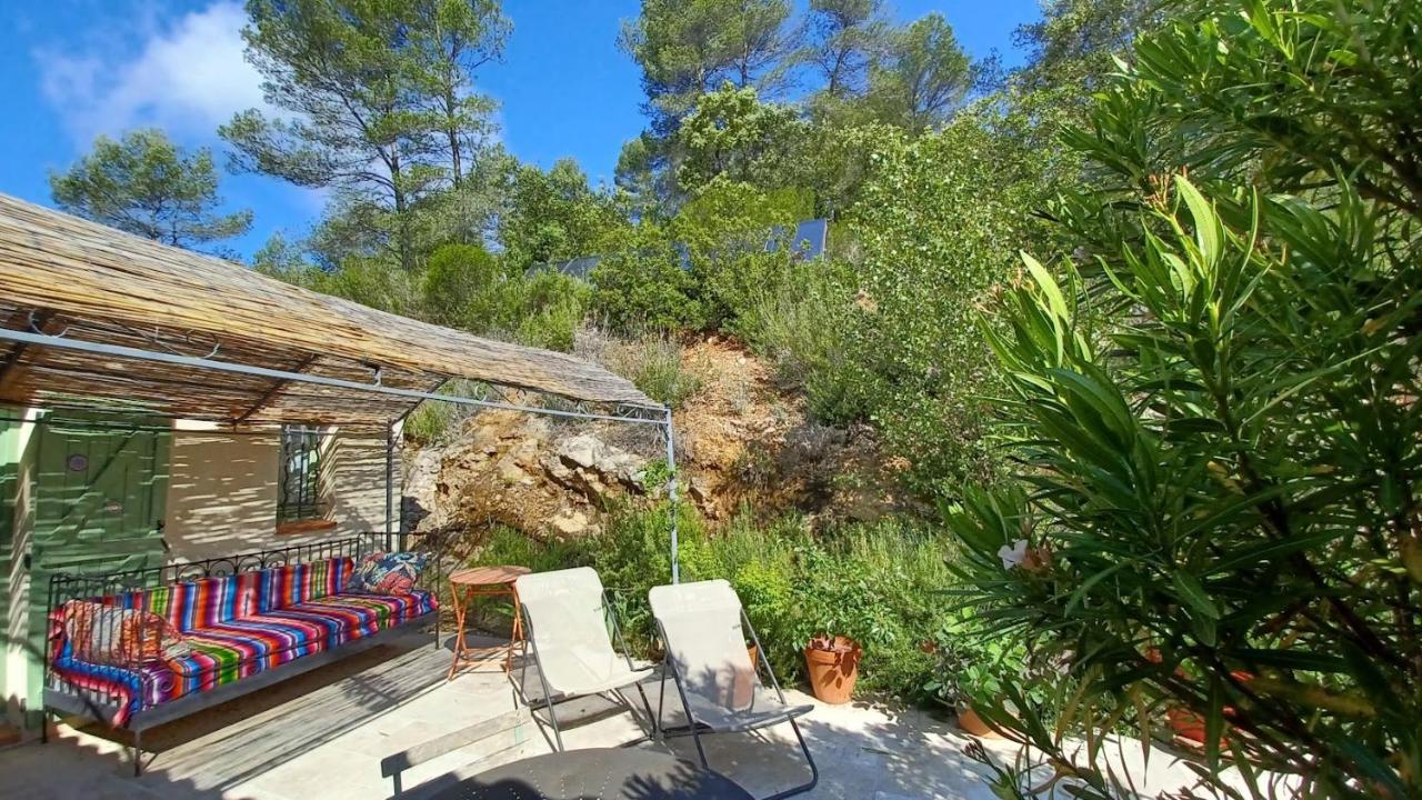 Une Chambre En Provence Correns المظهر الخارجي الصورة